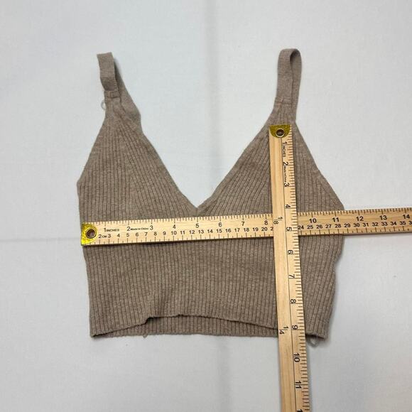 Gilly Hicks Hollister Size Medium Mini Tank - Picture 4 of 5